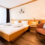 Quellenhof 3*
