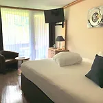 Quellenhof Hotell 3*