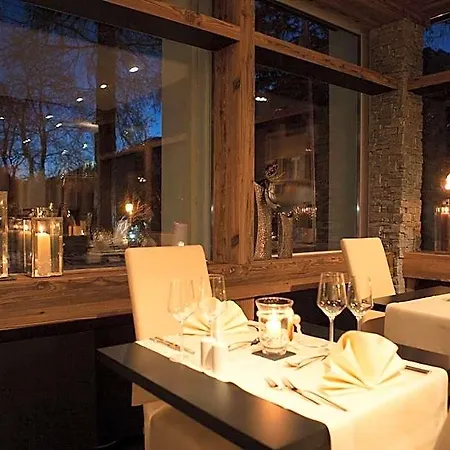 Hotel Quellenhof 3*