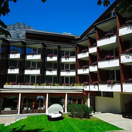 Hotel Quellenhof 3*