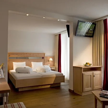 Quellenhof Hotel 3*