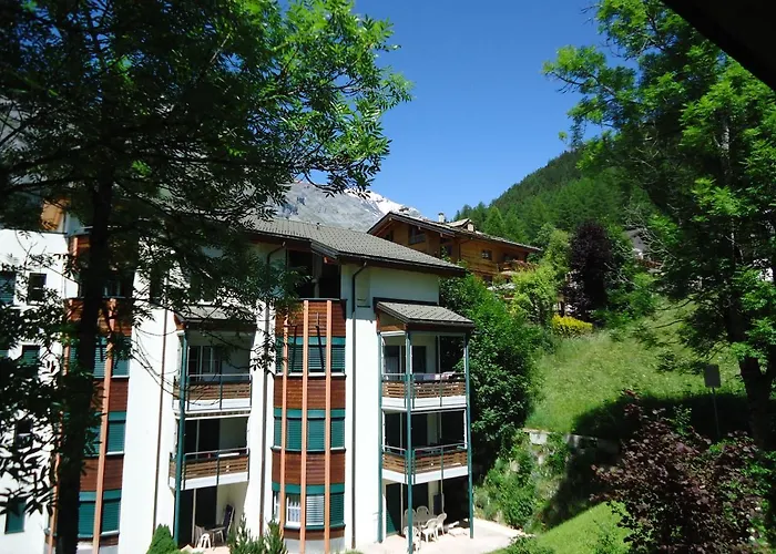 Quellenhof Szálloda Leukerbad