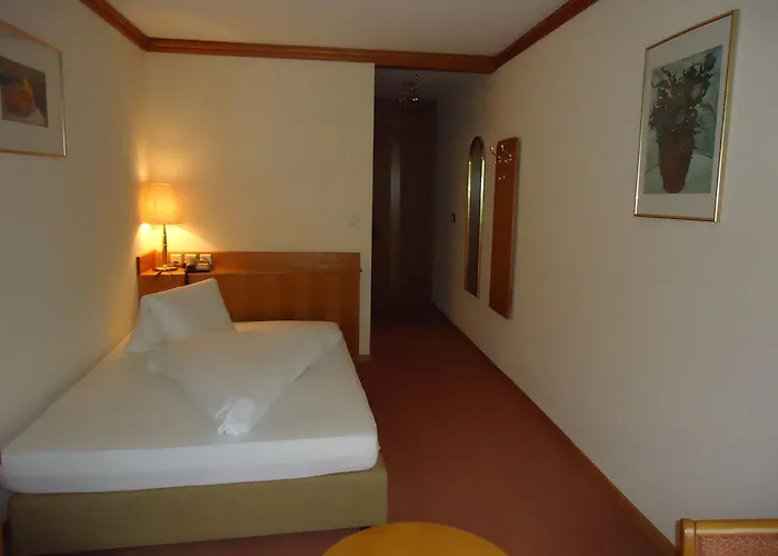 Szálloda Quellenhof 3*